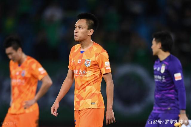 库里三节17+9+10新援22分 勇士大胜开拓者35分