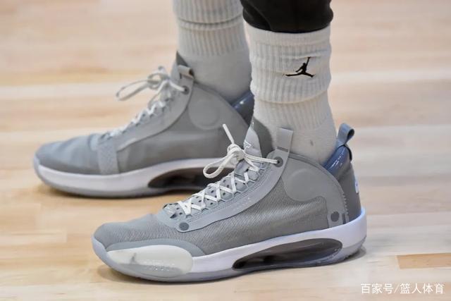 AC米兰将在冬窗期租借沃克 100万租借+500万买断